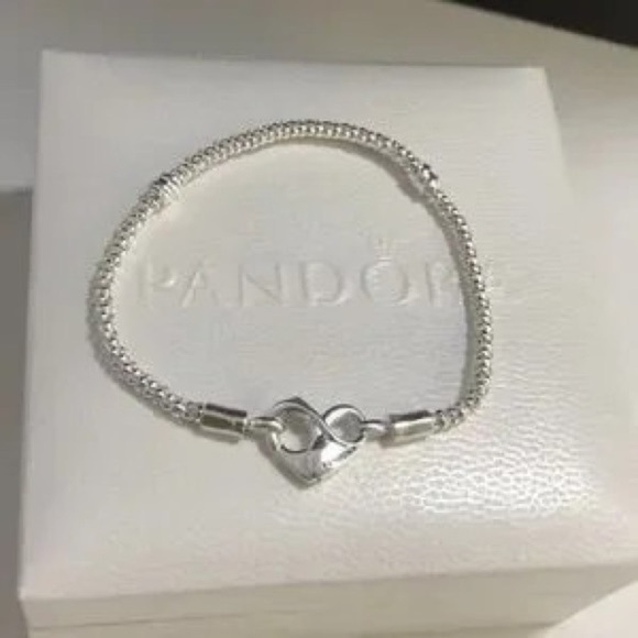 💍Pandora Moments Studded Chain Bracelet Size 7.5 Wrist Size 6.7 in - Picture 2 of 3